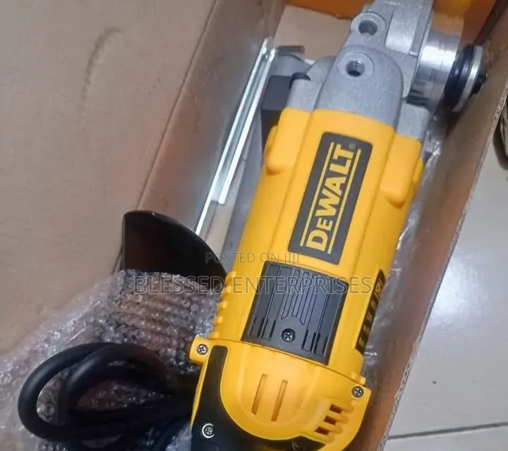 9 Inch 2600 Watts DeWalt Original Angle Grinder Machine