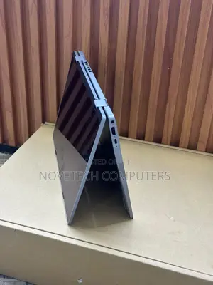 Laptop Dell Latitude 5320 2-in-1 8GB Intel Core i5 SSD 256GB