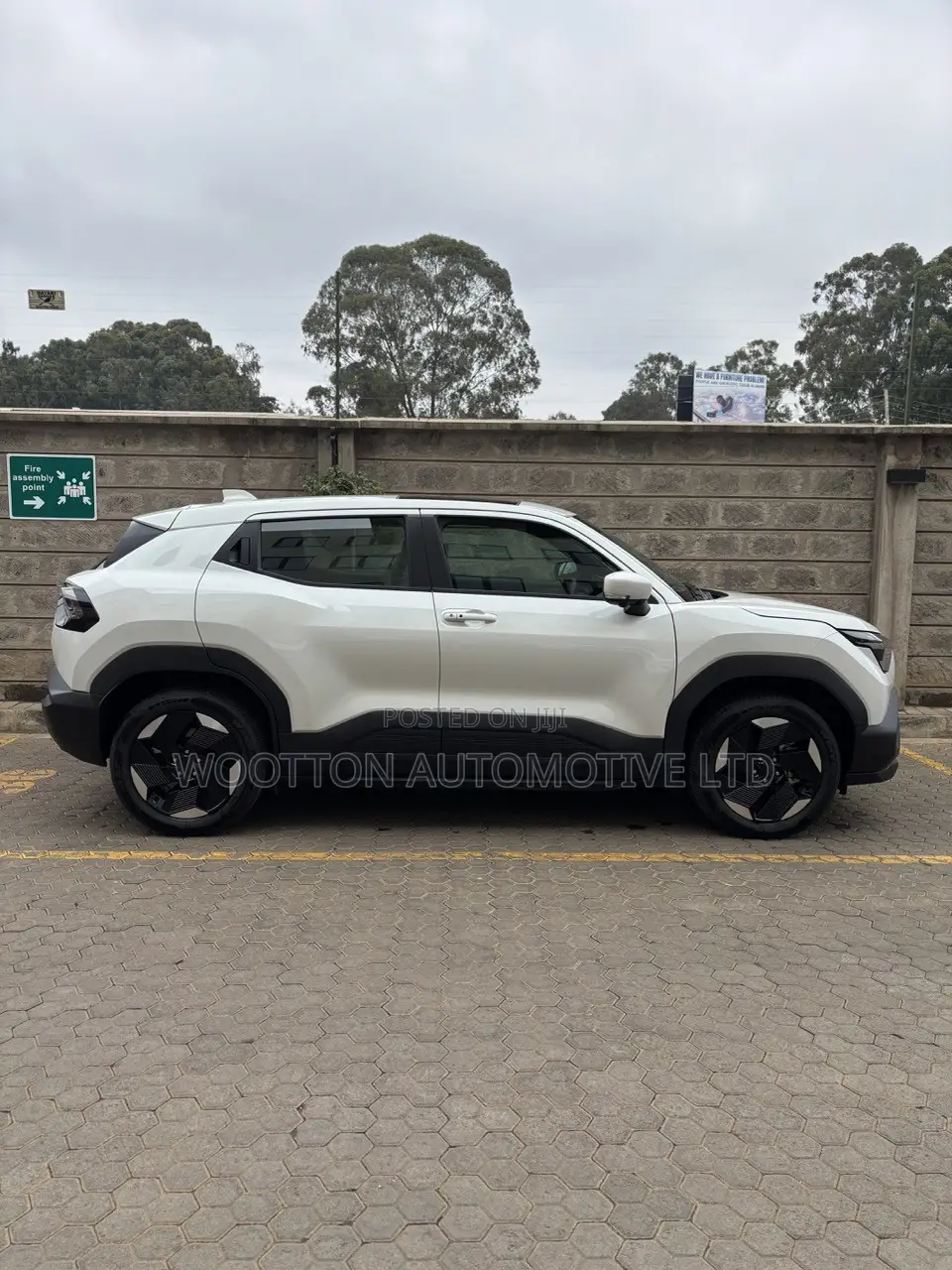 New Suzuki e Vitara 2025 White