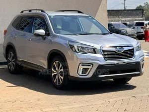 Subaru Forester 2018 Silver