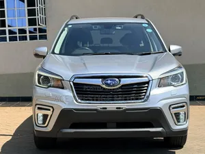Subaru Forester 2018 Silver