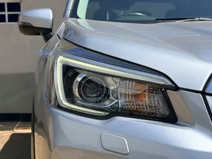 Subaru Forester 2018 Silver
