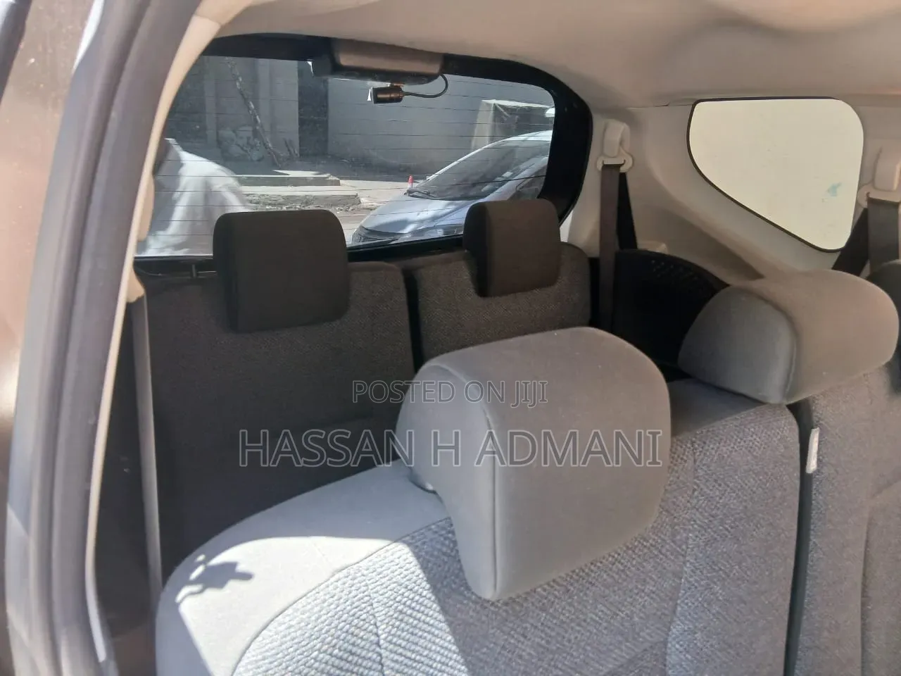Toyota Sienta 2017 Brown