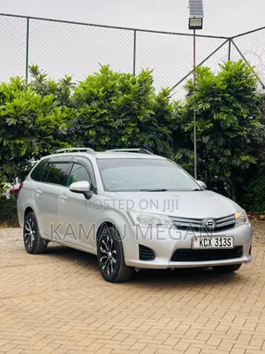 Toyota Corolla Fielder 2012 Silver