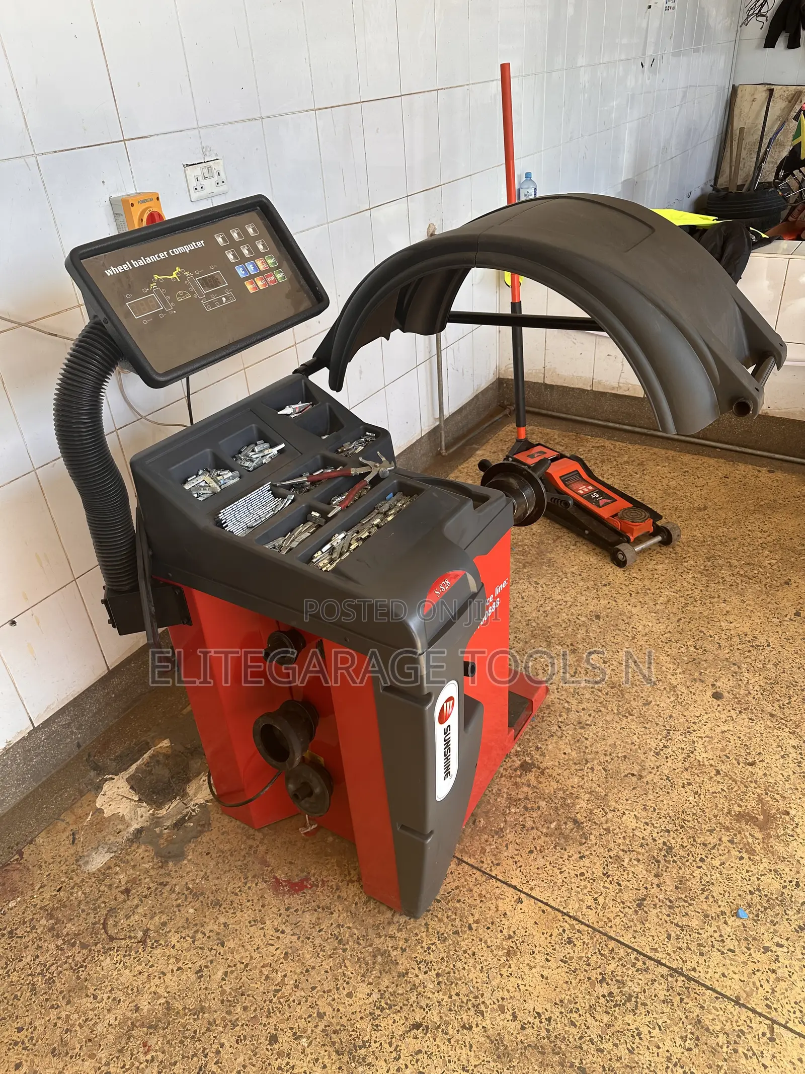 Heavy Duty Sunshine Italy Wheel Balancer