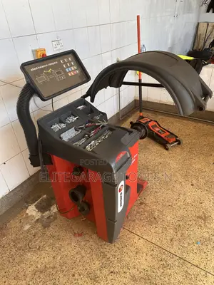 Heavy Duty Sunshine Italy Wheel Balancer
