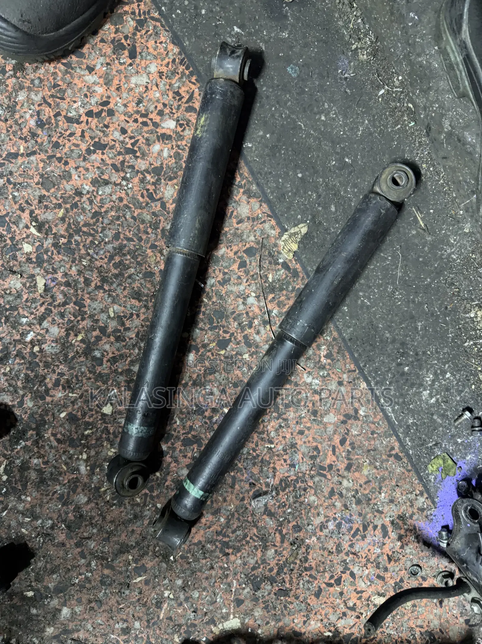 Nissan Days Rear Shocks