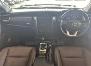 Toyota Fortuner 2.4 D AWD 2019