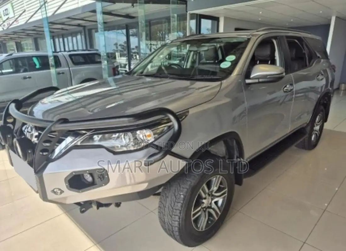 Toyota Fortuner 2.4 D AWD 2019