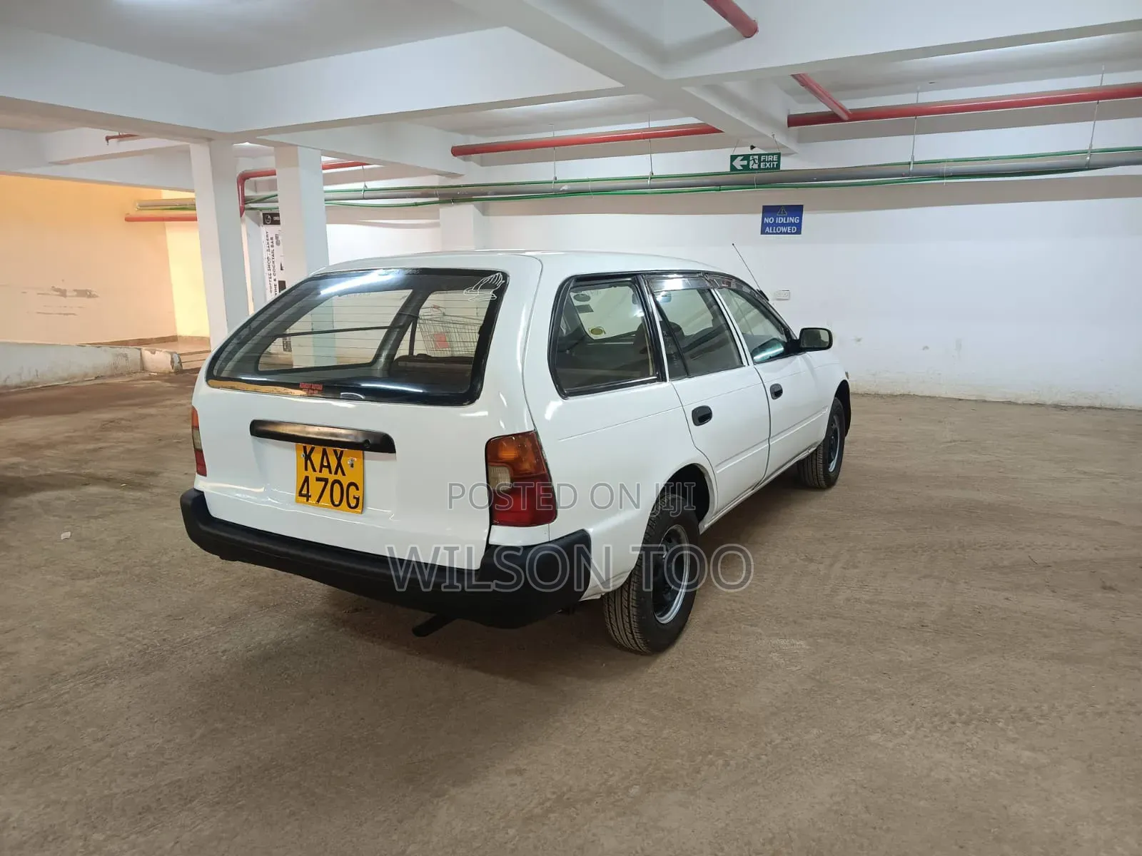 Toyota Corolla 2000 White