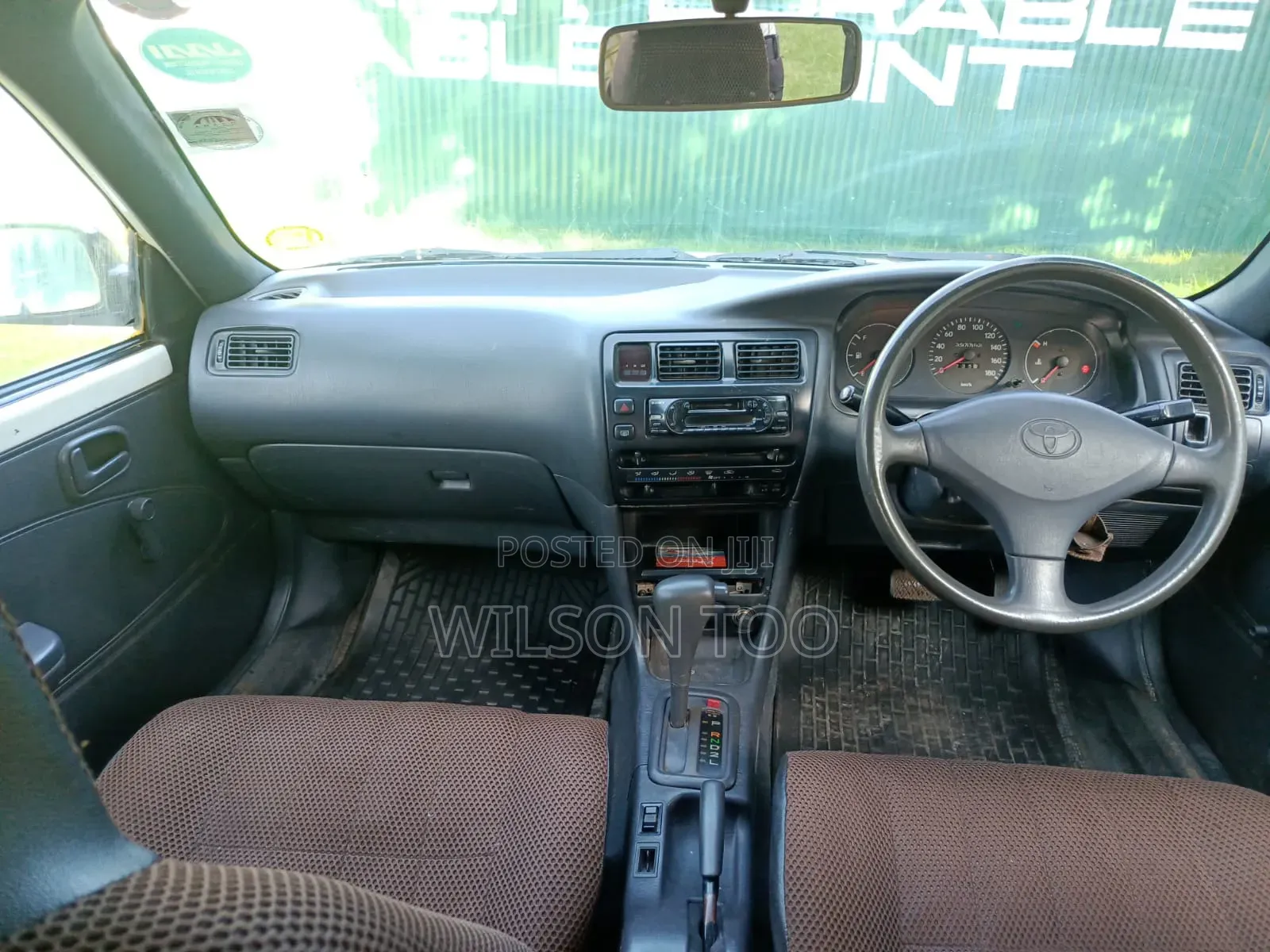 Toyota Corolla 2000 White