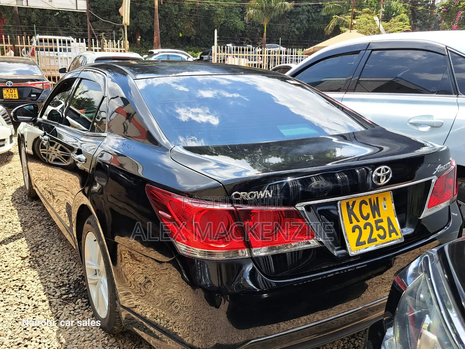 Toyota Crown 2013 Black