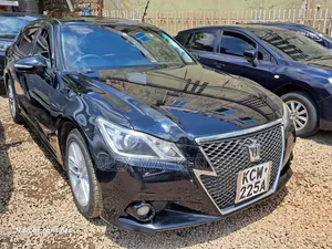 Toyota Crown 2013 Black