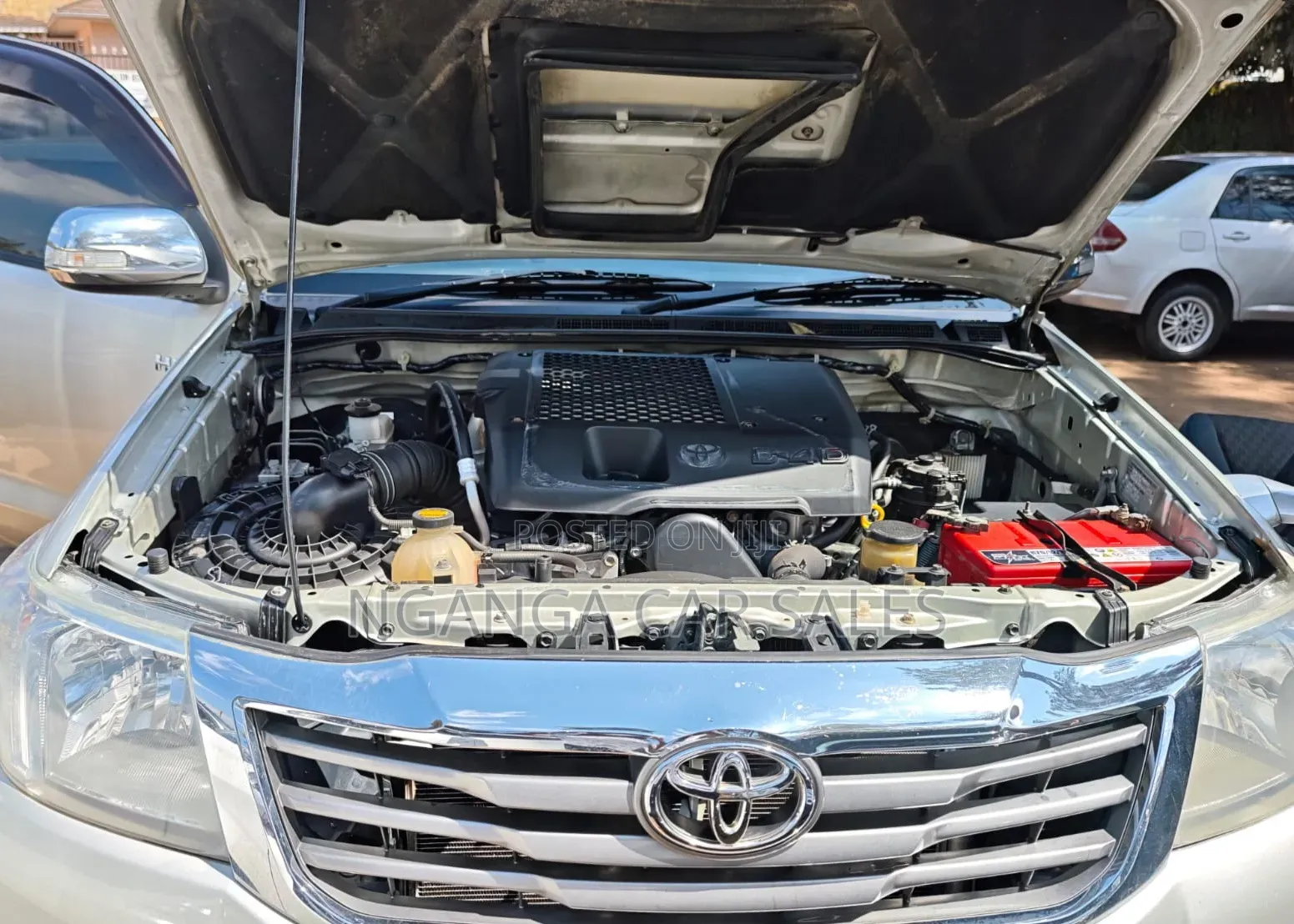 Toyota Hilux 2015 Gray