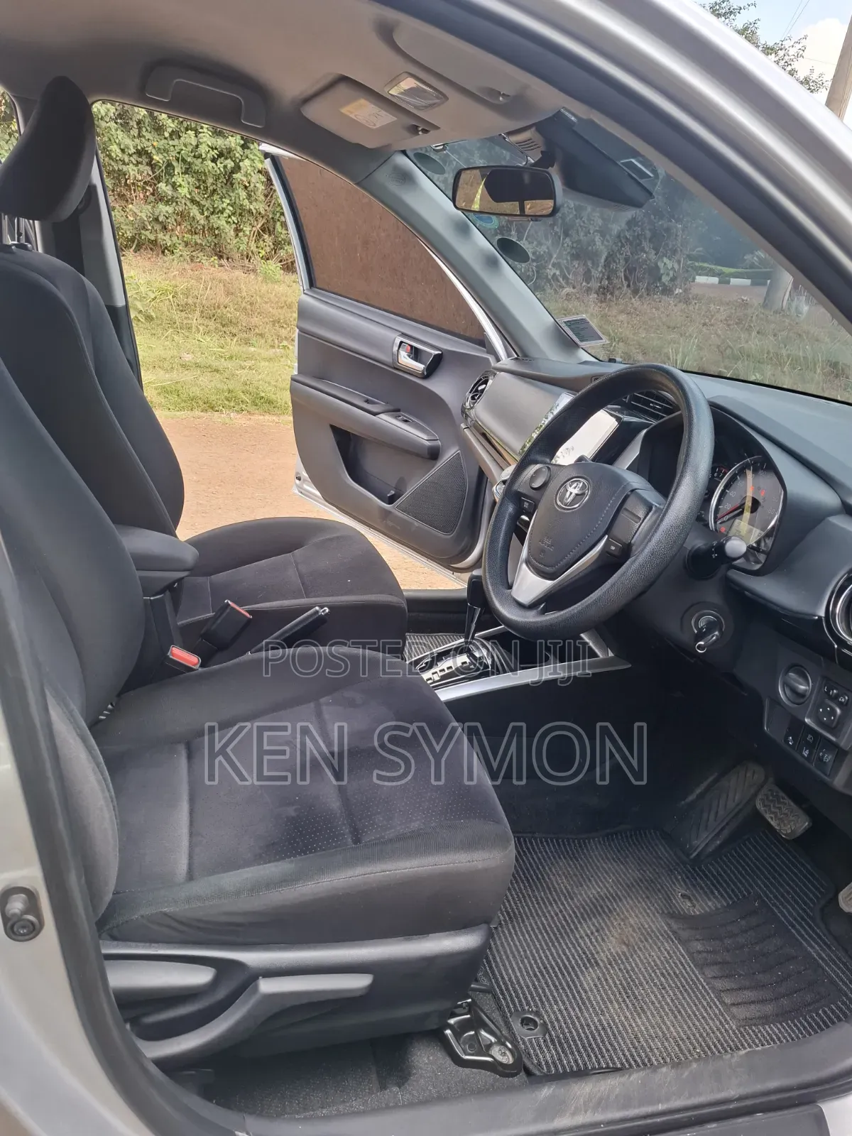 Toyota Corolla Fielder 2019 Silver