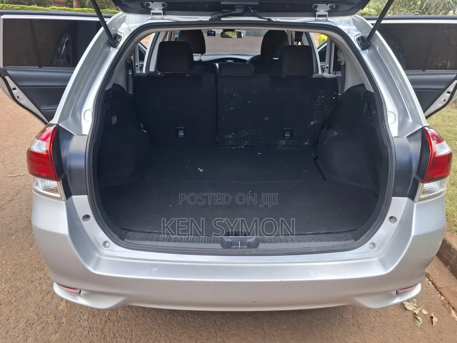 Toyota Corolla Fielder 2019 Silver