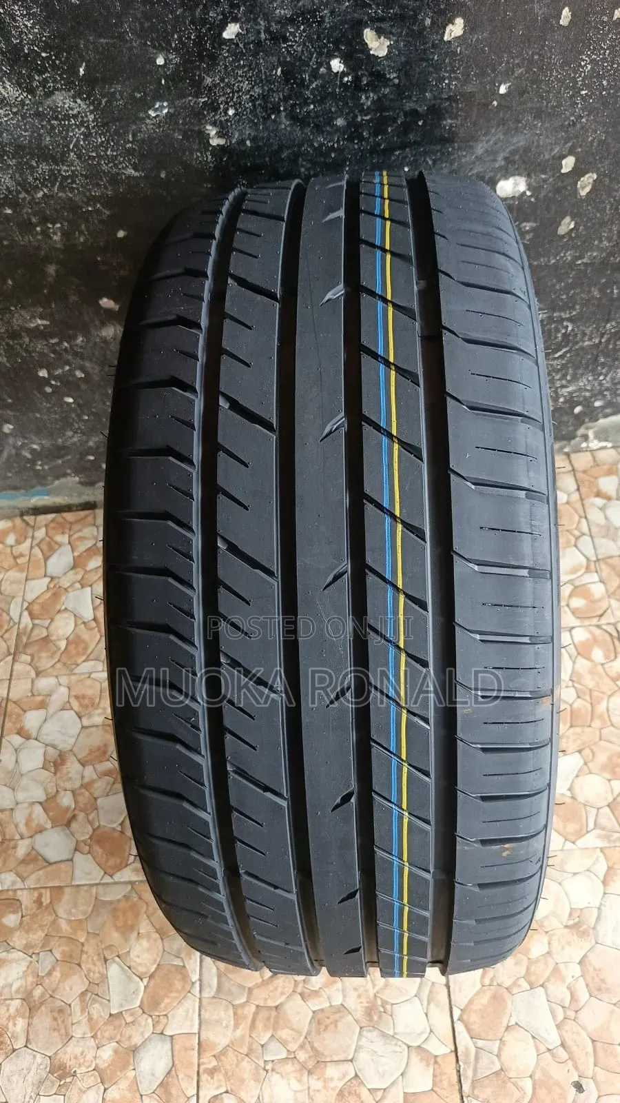 285/35r21 Galaxia Tyre