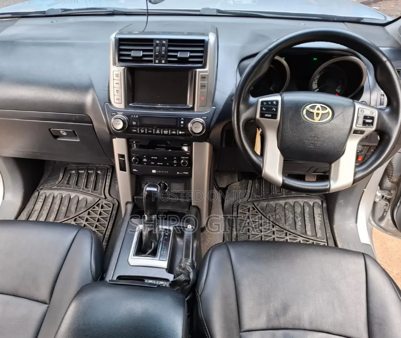 Toyota Land Cruiser Prado 2010 Silver