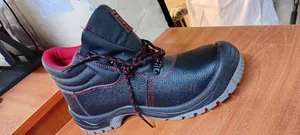 Knicker Safetyboot Size 44