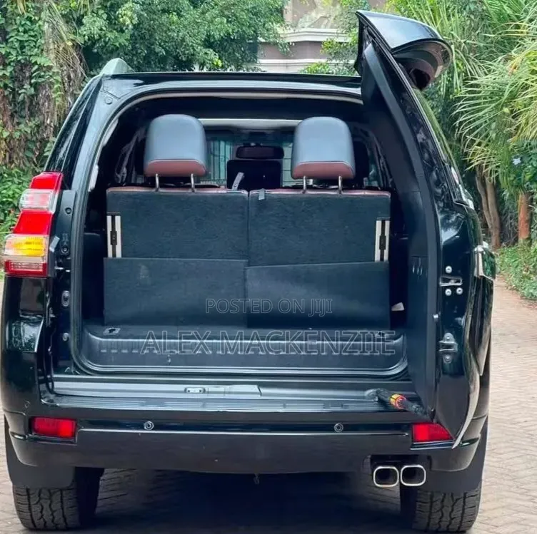 Toyota Land Cruiser Prado 2017 Black