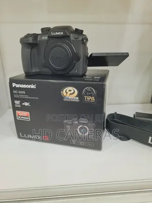 Panasonic Lumix DC-GH5