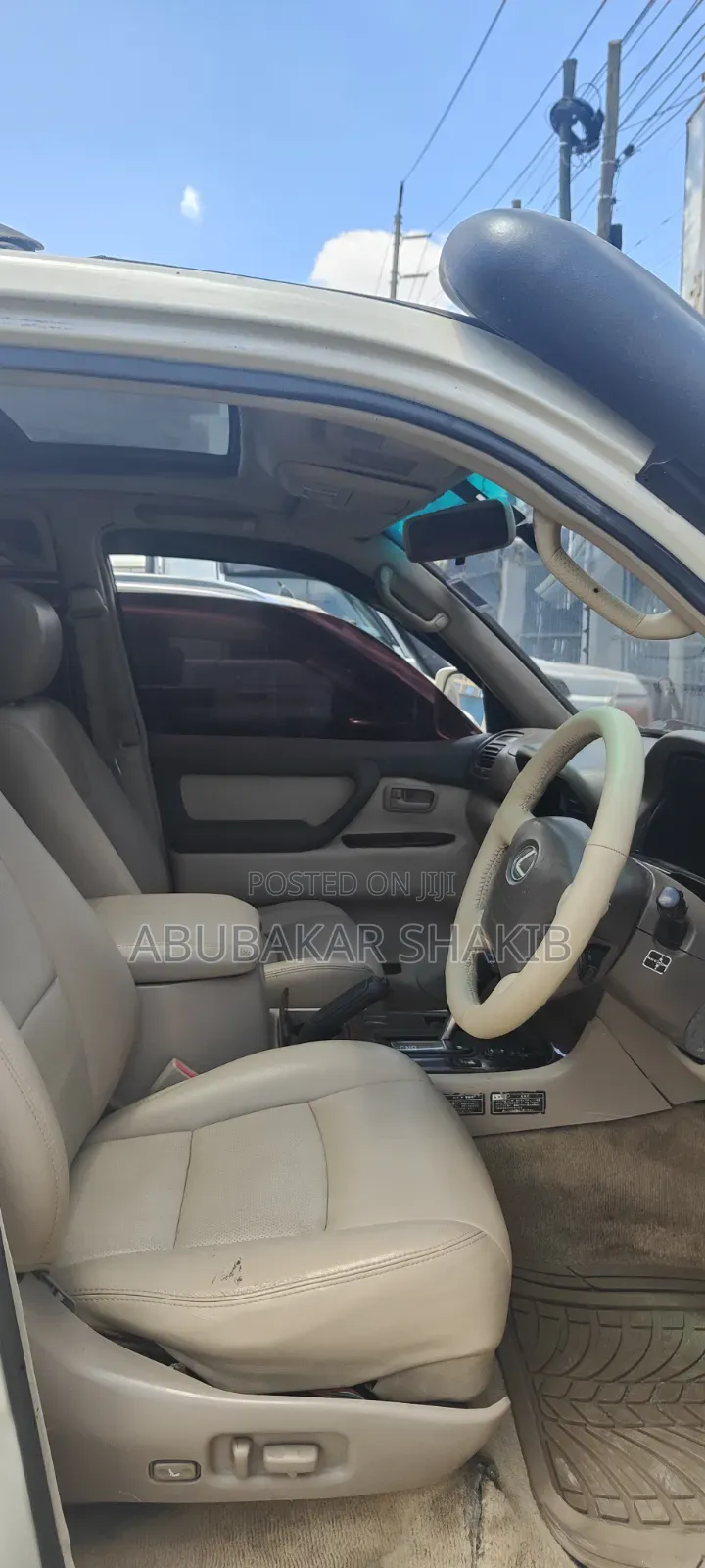 Toyota Land Cruiser 2003 White