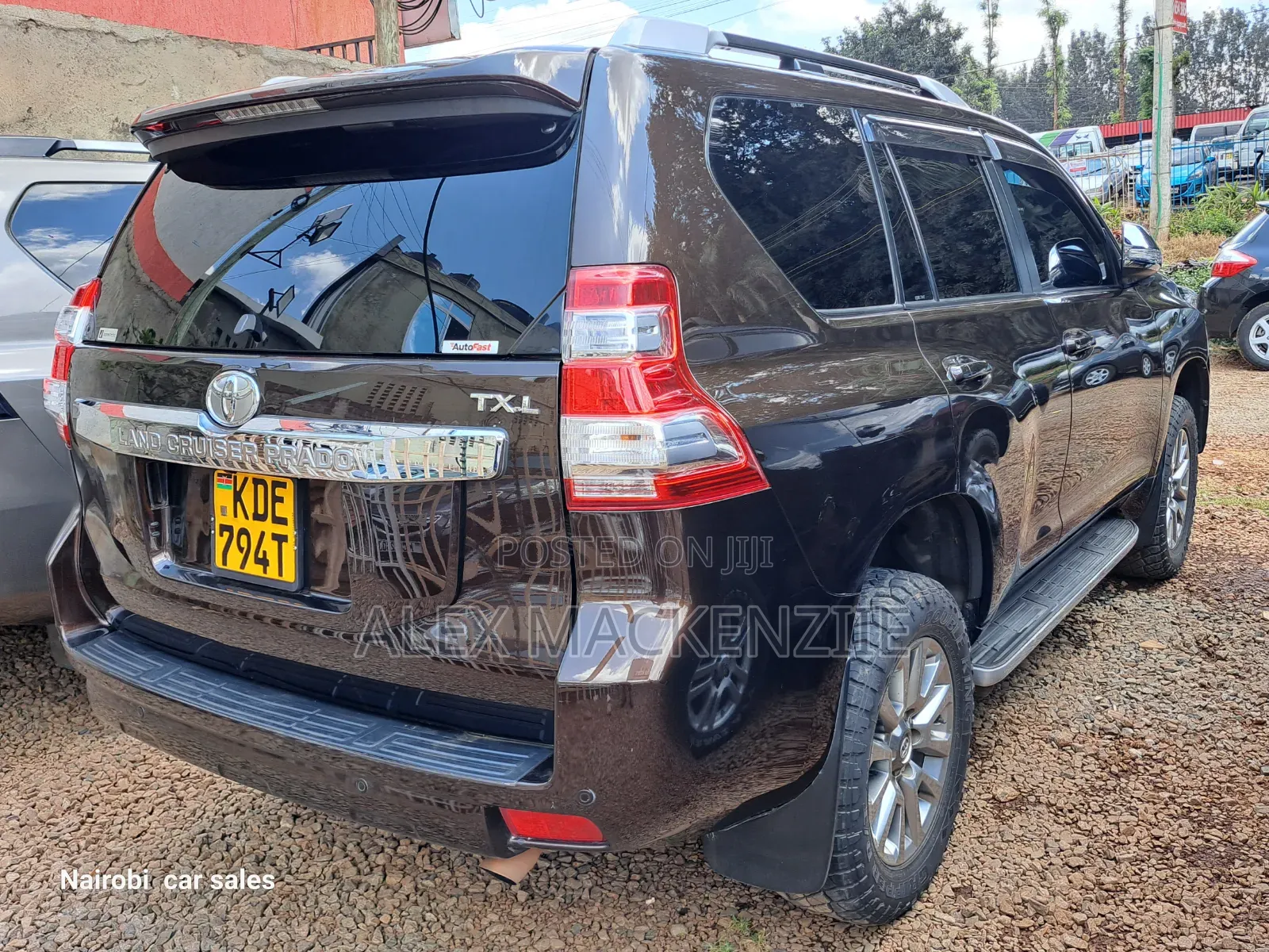 Toyota Land Cruiser Prado 2017 Gold