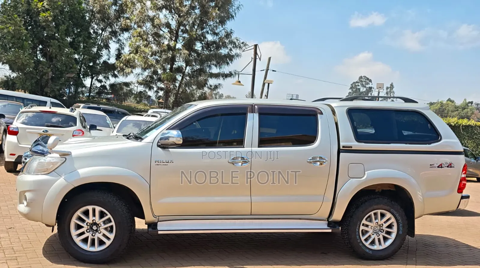 Toyota Hilux 2015 Beige