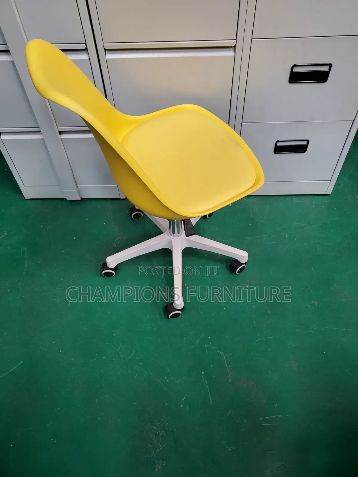 Tulip Task Chair