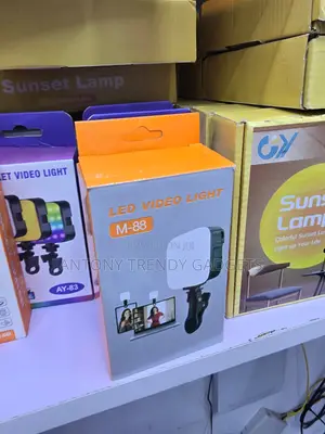 M-88 Portable LED Video Light for Phone, Laptop Vlogging