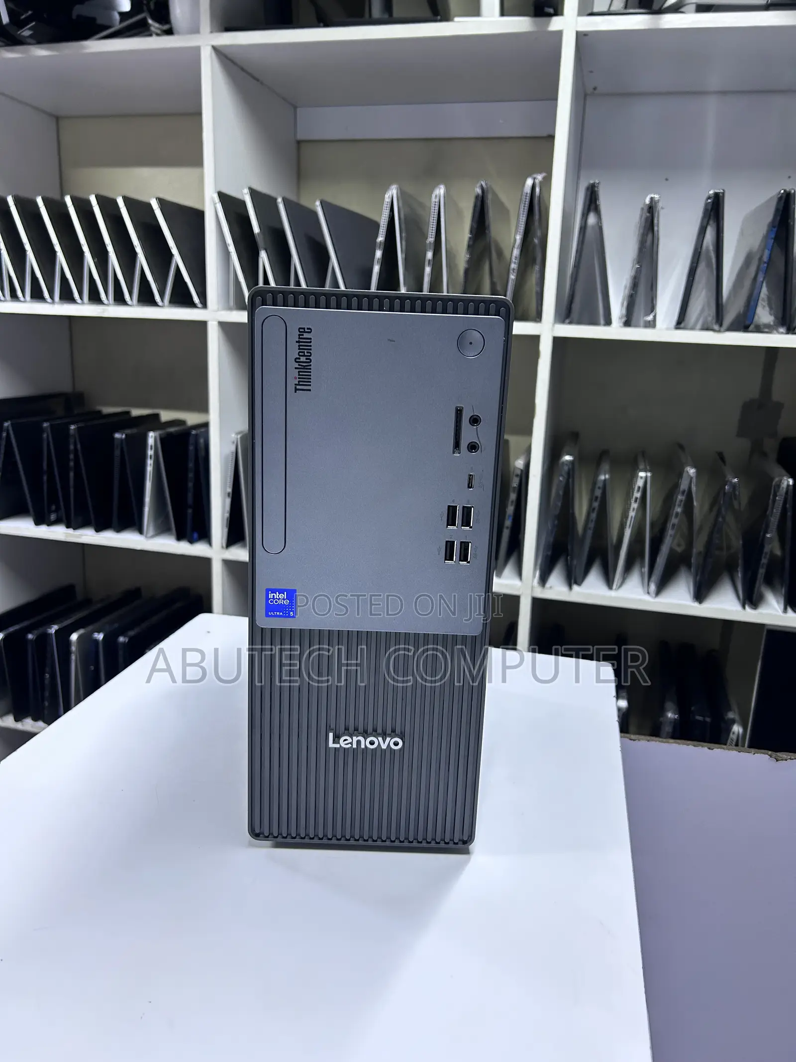 Desktop Computer Lenovo ThinkCentre Neo 50T 8GB Intel Core i5 SSD 512GB