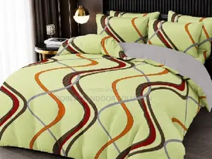 5x6 Duvet Cover, Bedsheet & 4 Pillows