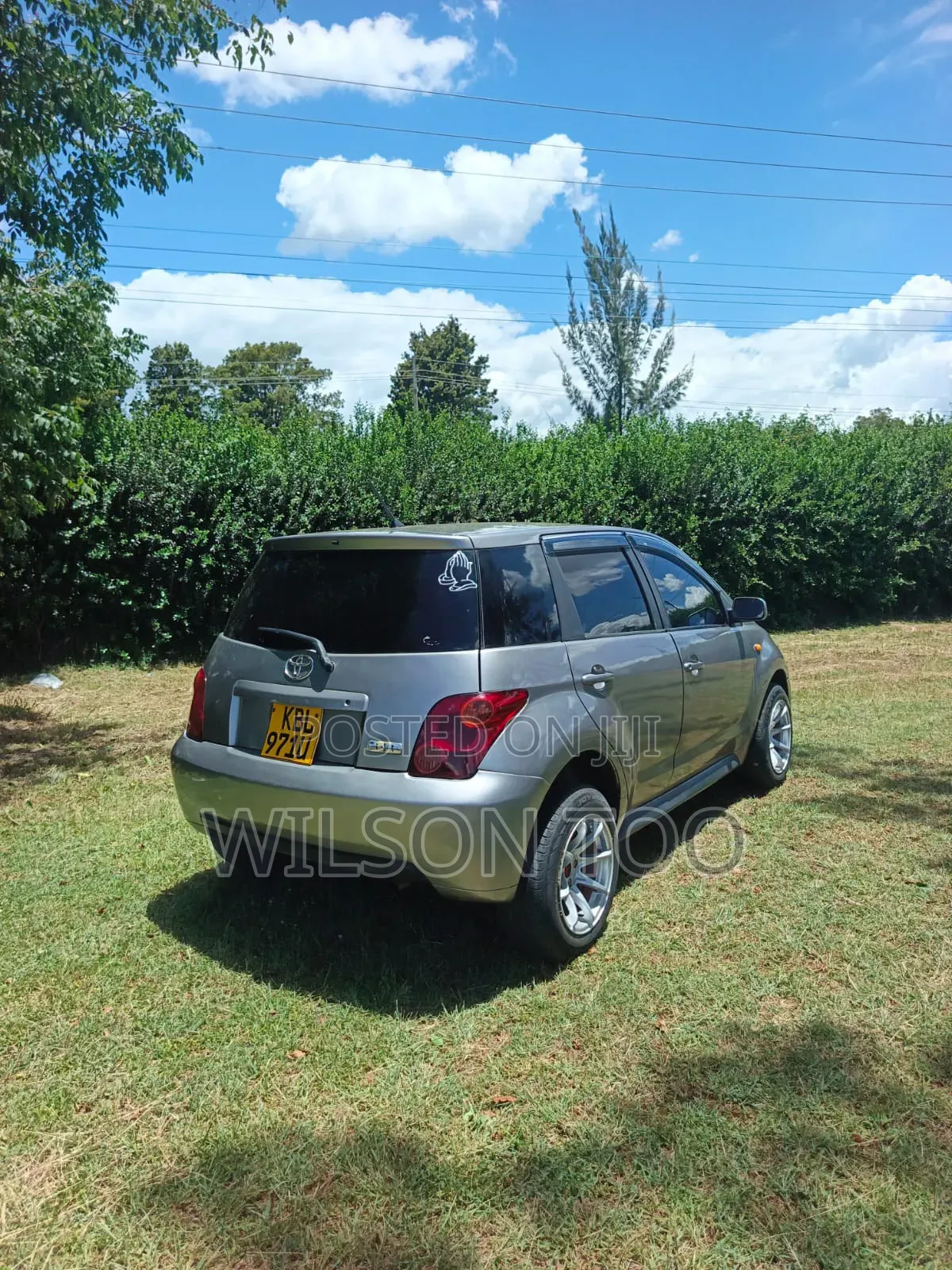 Toyota IST 2004 Silver