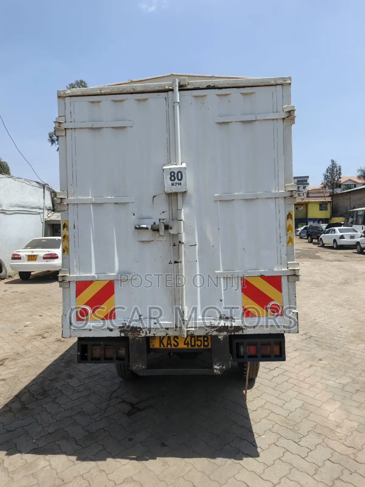 Mitsubishi Canter 2003 White