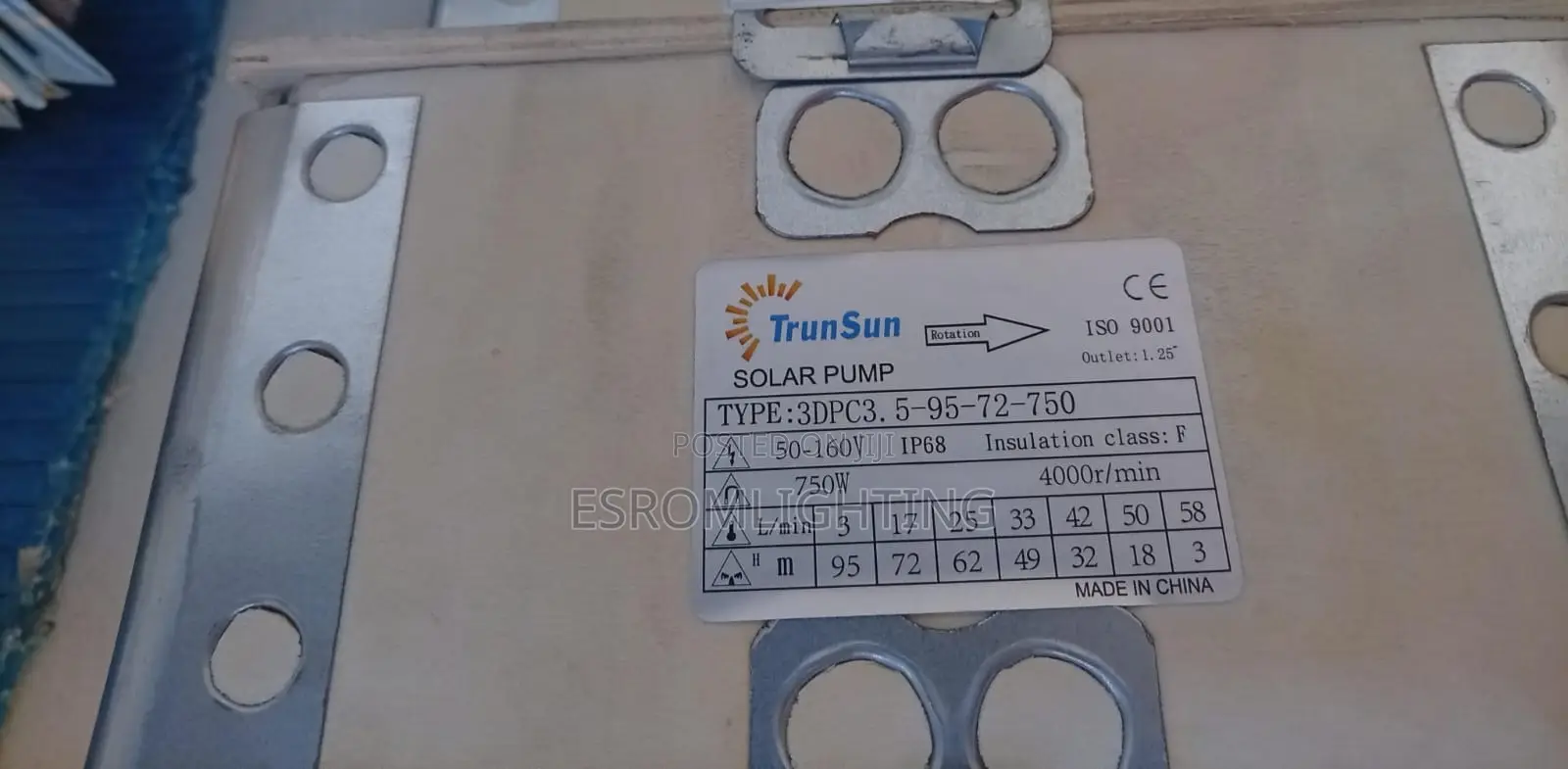 TrunSun Solar Submersible Water Pump - 750W