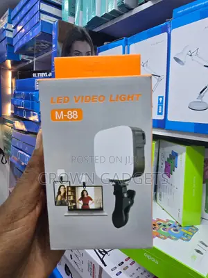 M-88 Mini LED Video Light With Clip-on Mount for Smartphones
