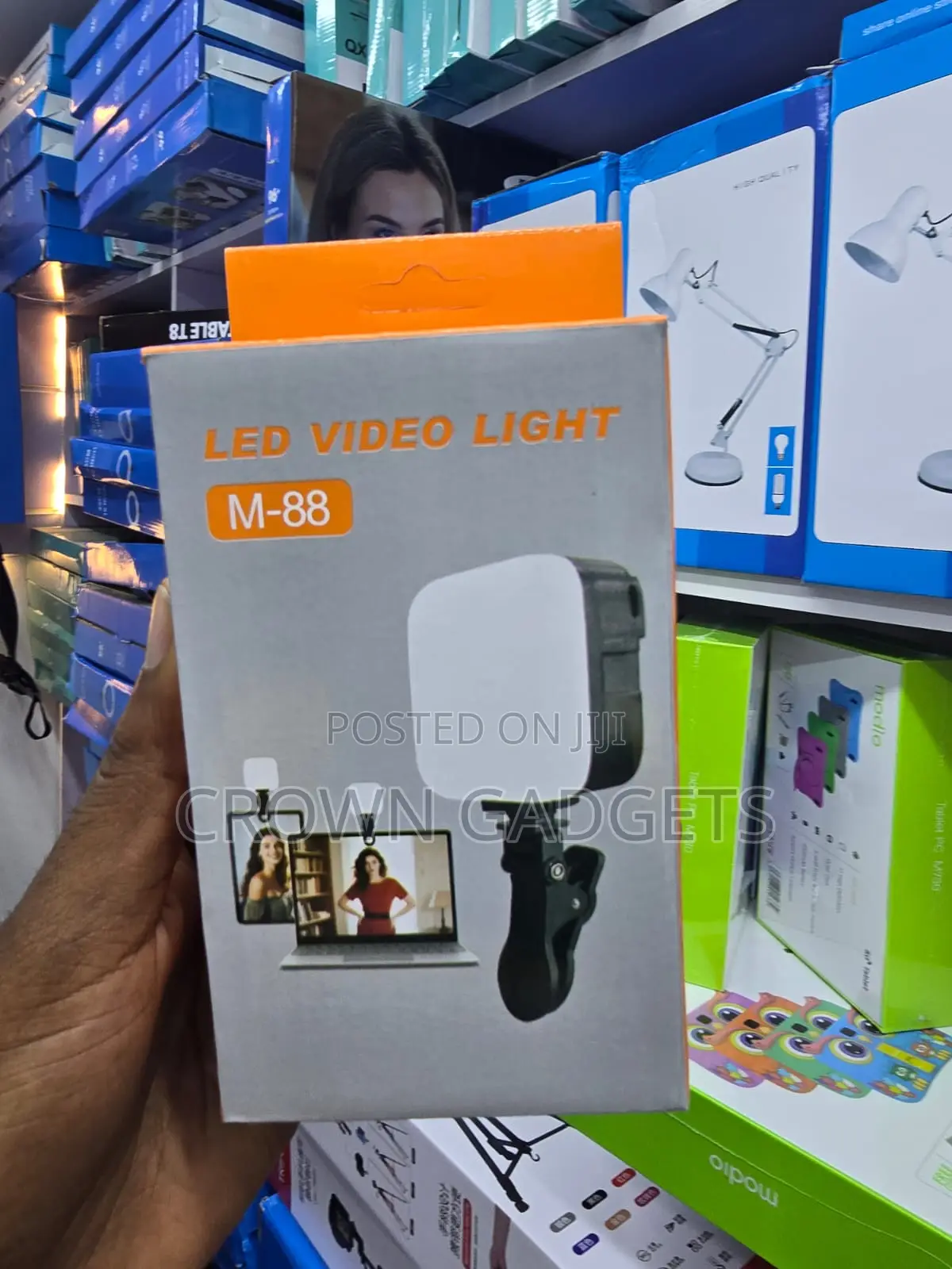 M-88 Mini LED Video Light With Clip-on Mount for Smartphones