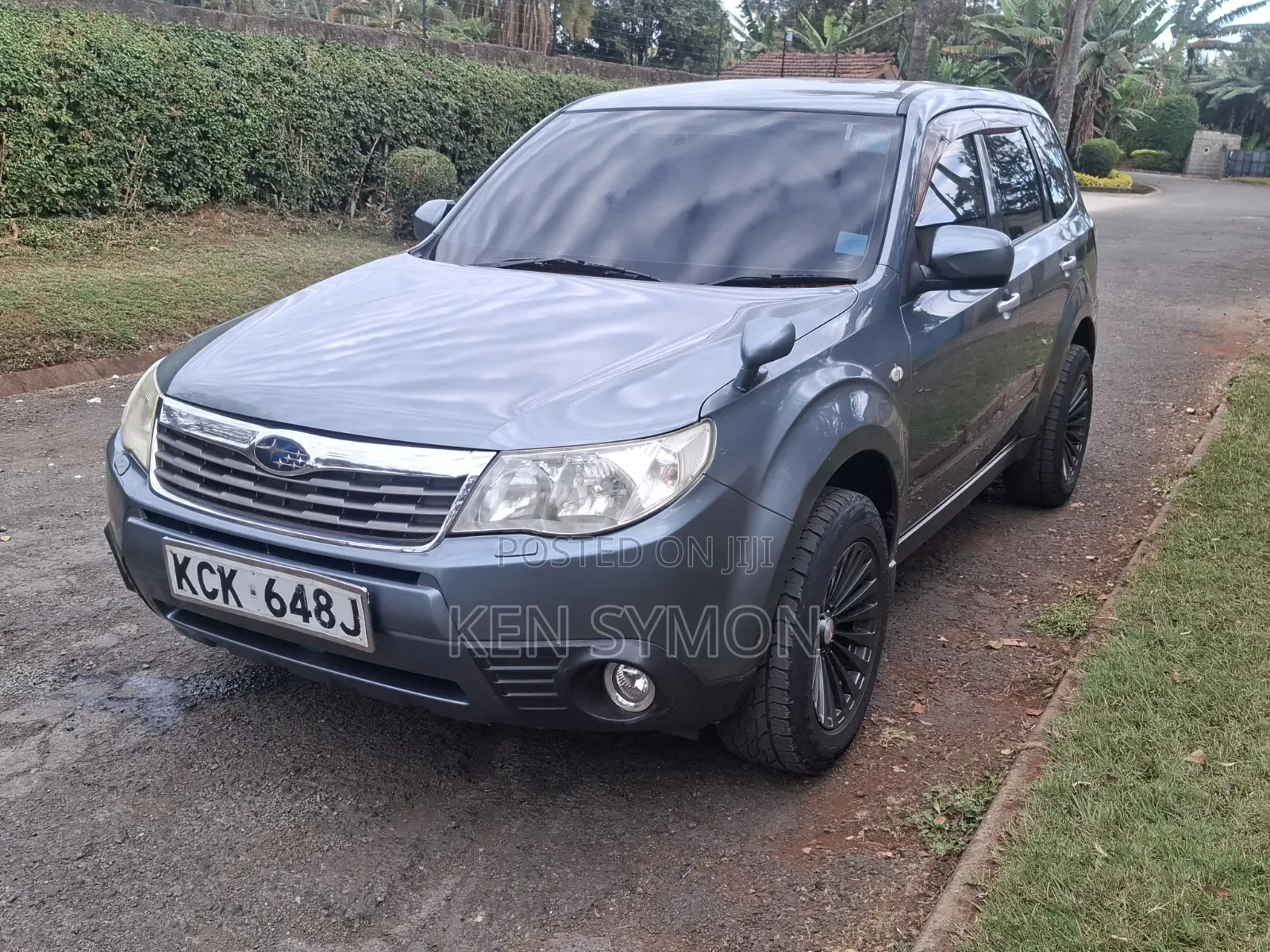 Subaru Forester 2010 Gray