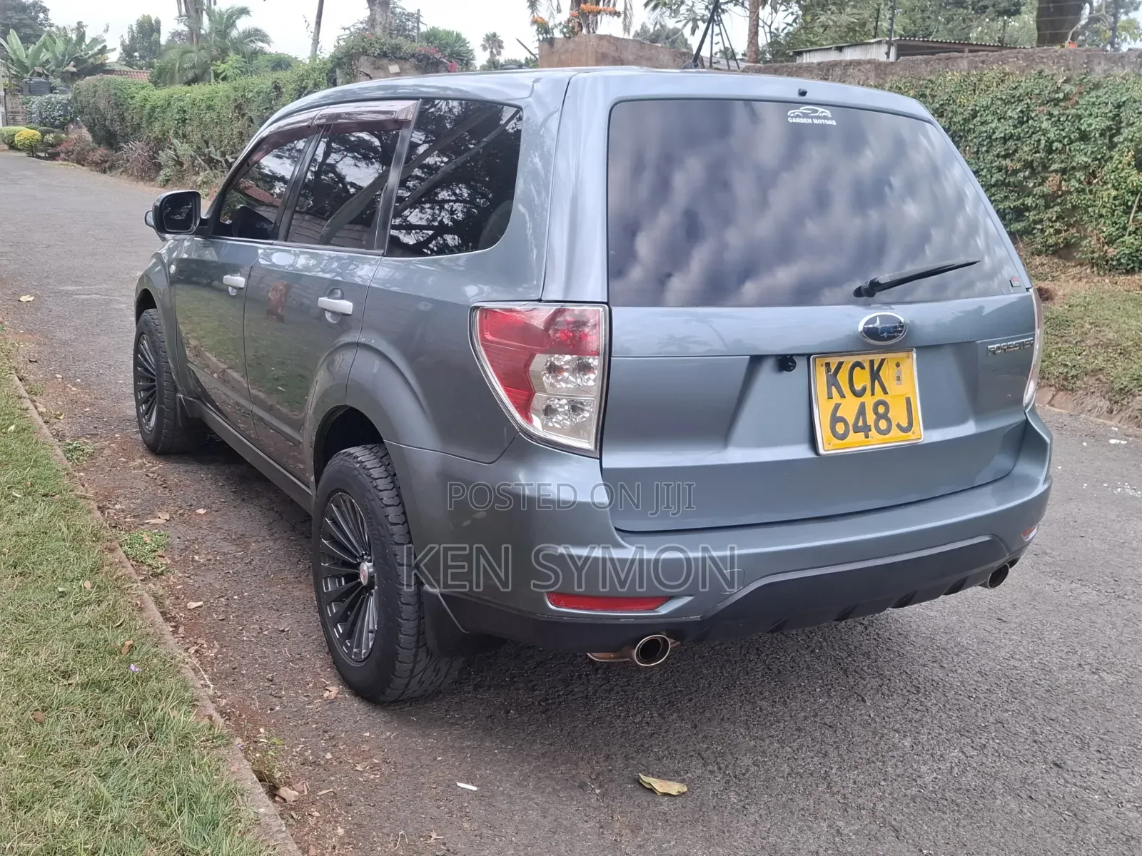 Subaru Forester 2010 Gray