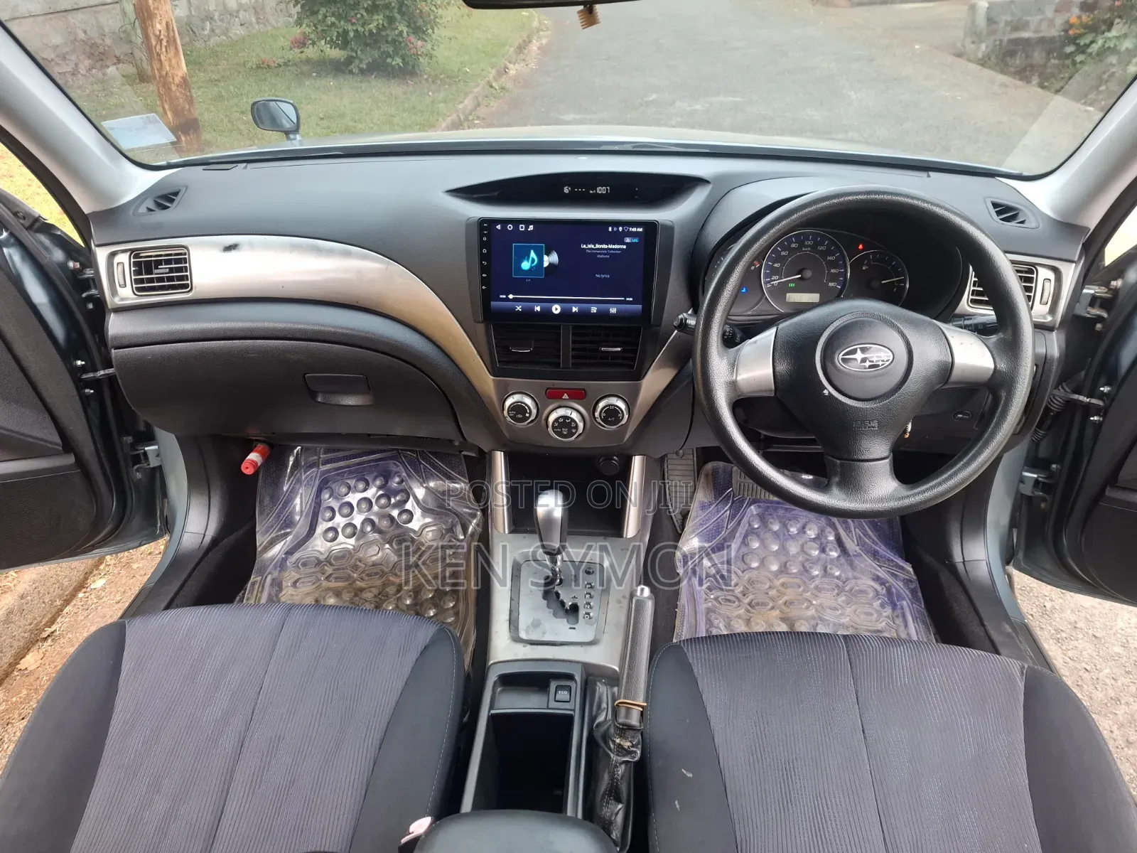 Subaru Forester 2010 Gray
