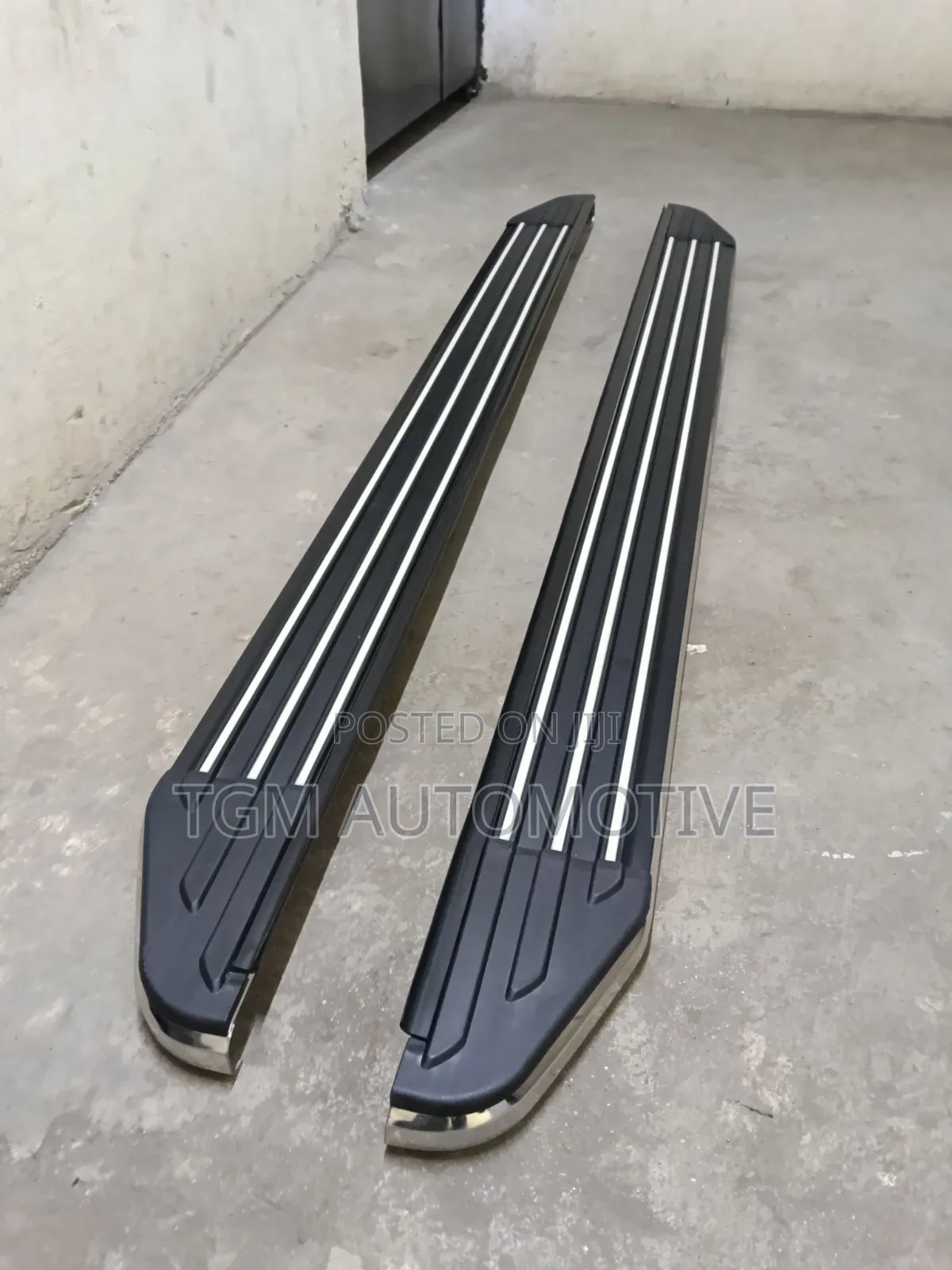 Universal Side Steps 73 Inches(4x4s) SUVs