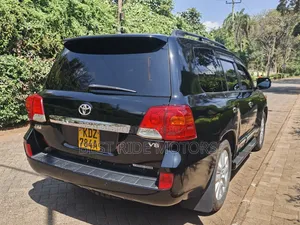 Toyota Land Cruiser 4.6 V8 ZX 2012 Black