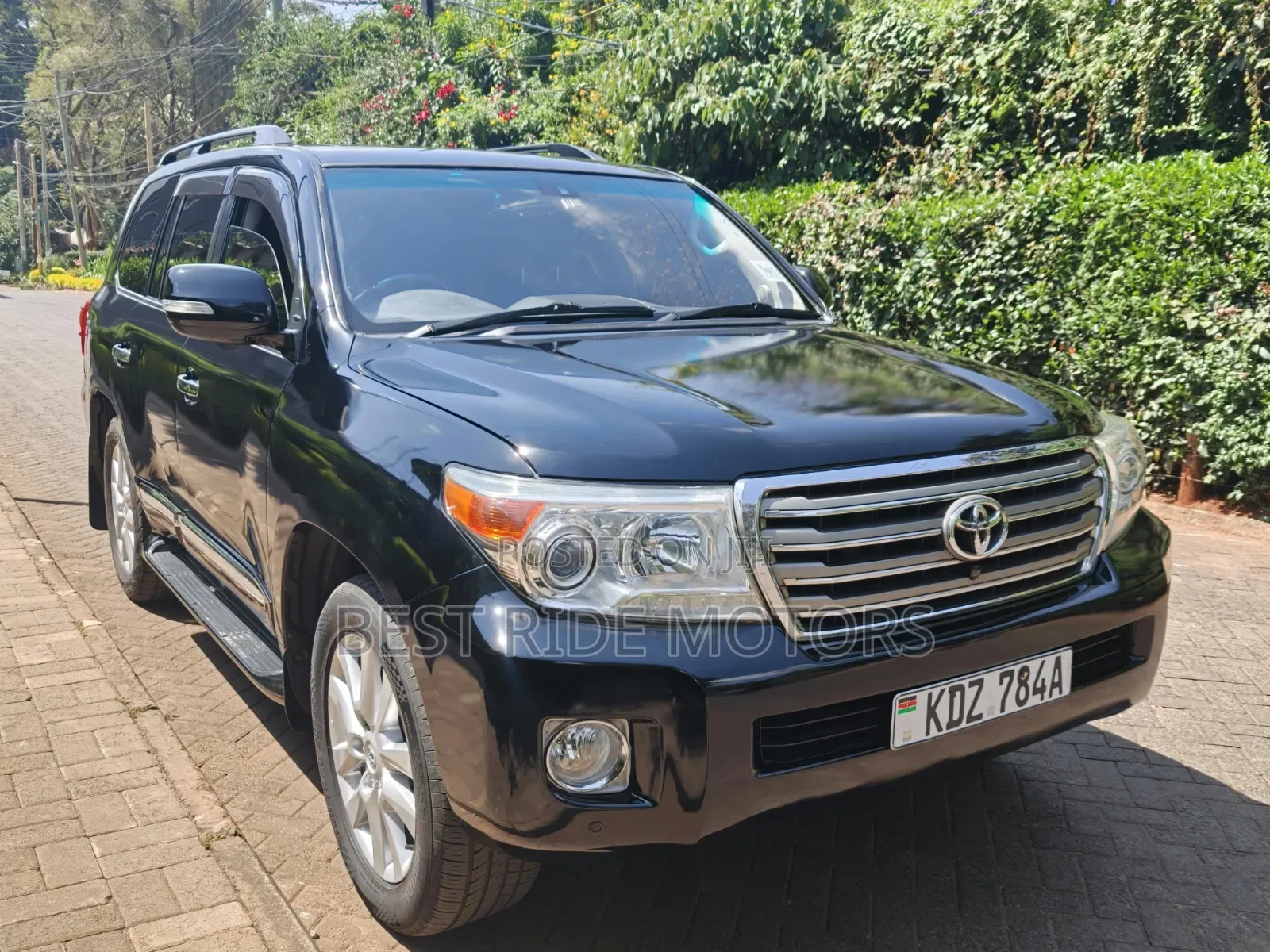 Toyota Land Cruiser 4.6 V8 ZX 2012 Black