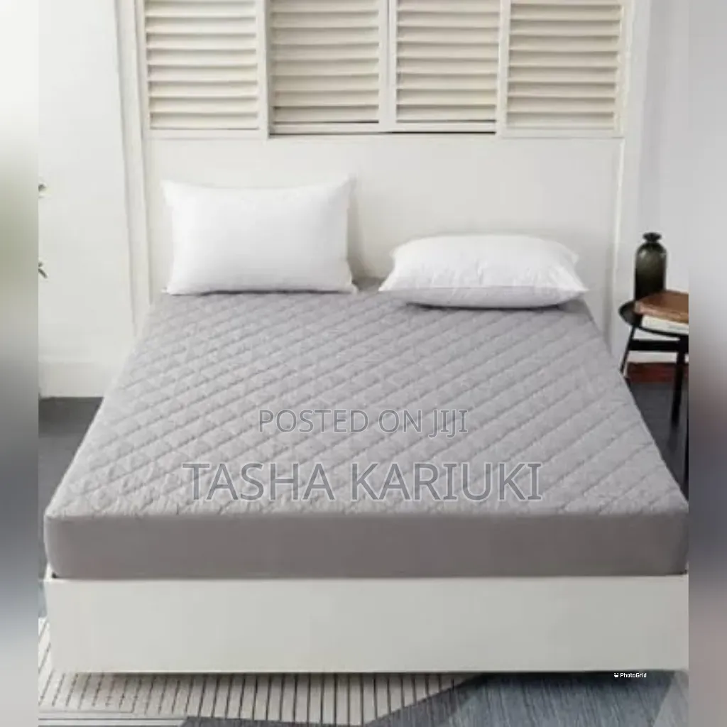 Quilted Mattress Protector – Soft Comfortable 5 by 6
