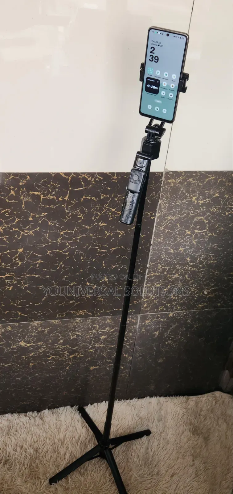 *Q17 Smart Tripod Stand