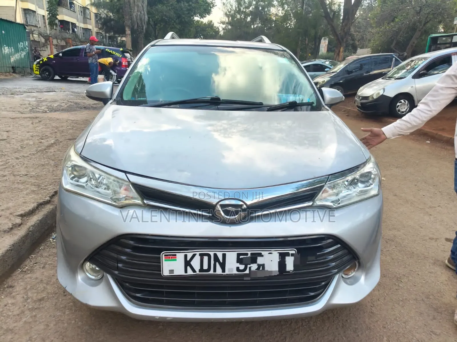 Toyota Corolla Fielder 2017 Silver