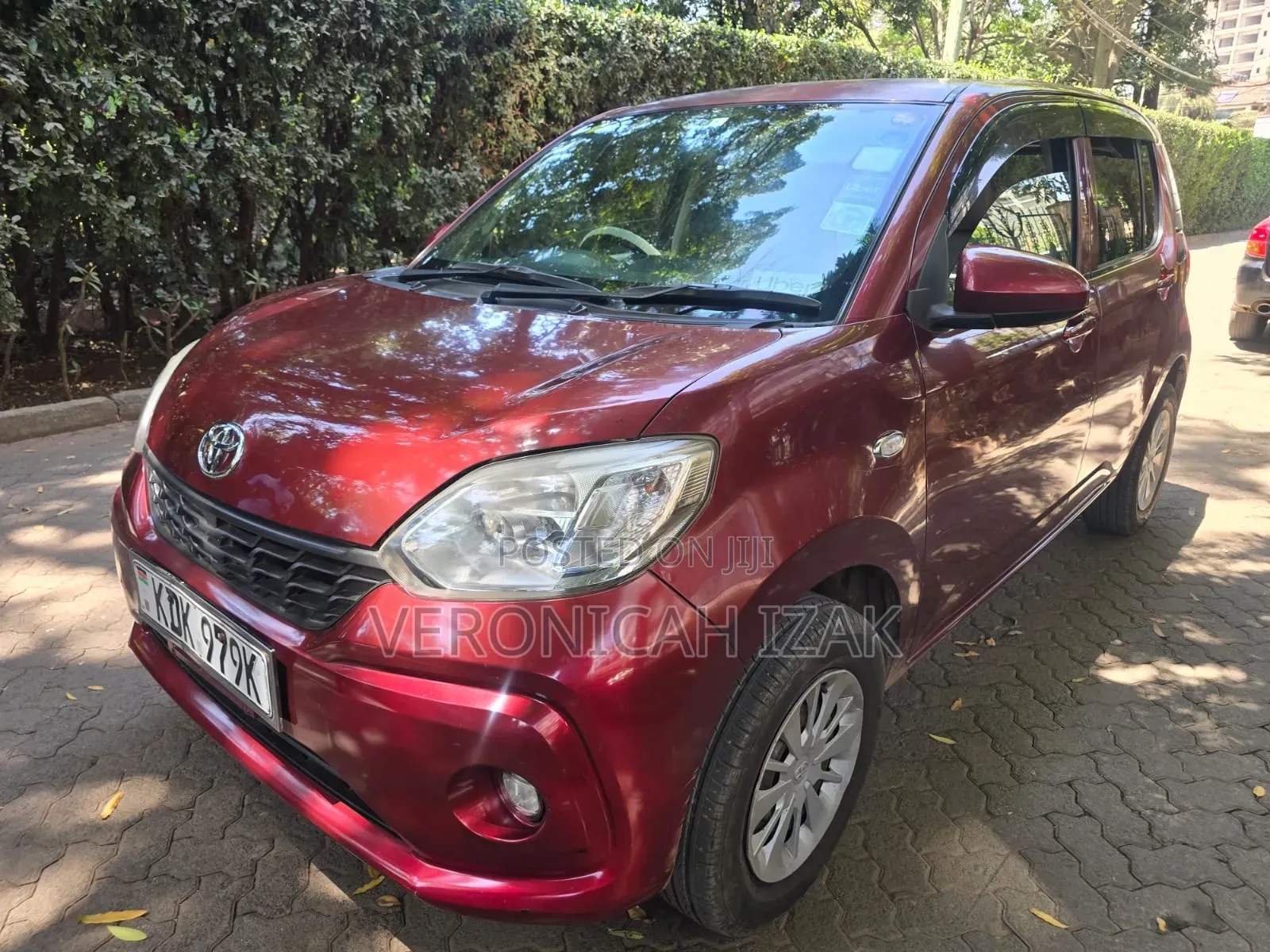 Toyota Passo 2016 Burgundy