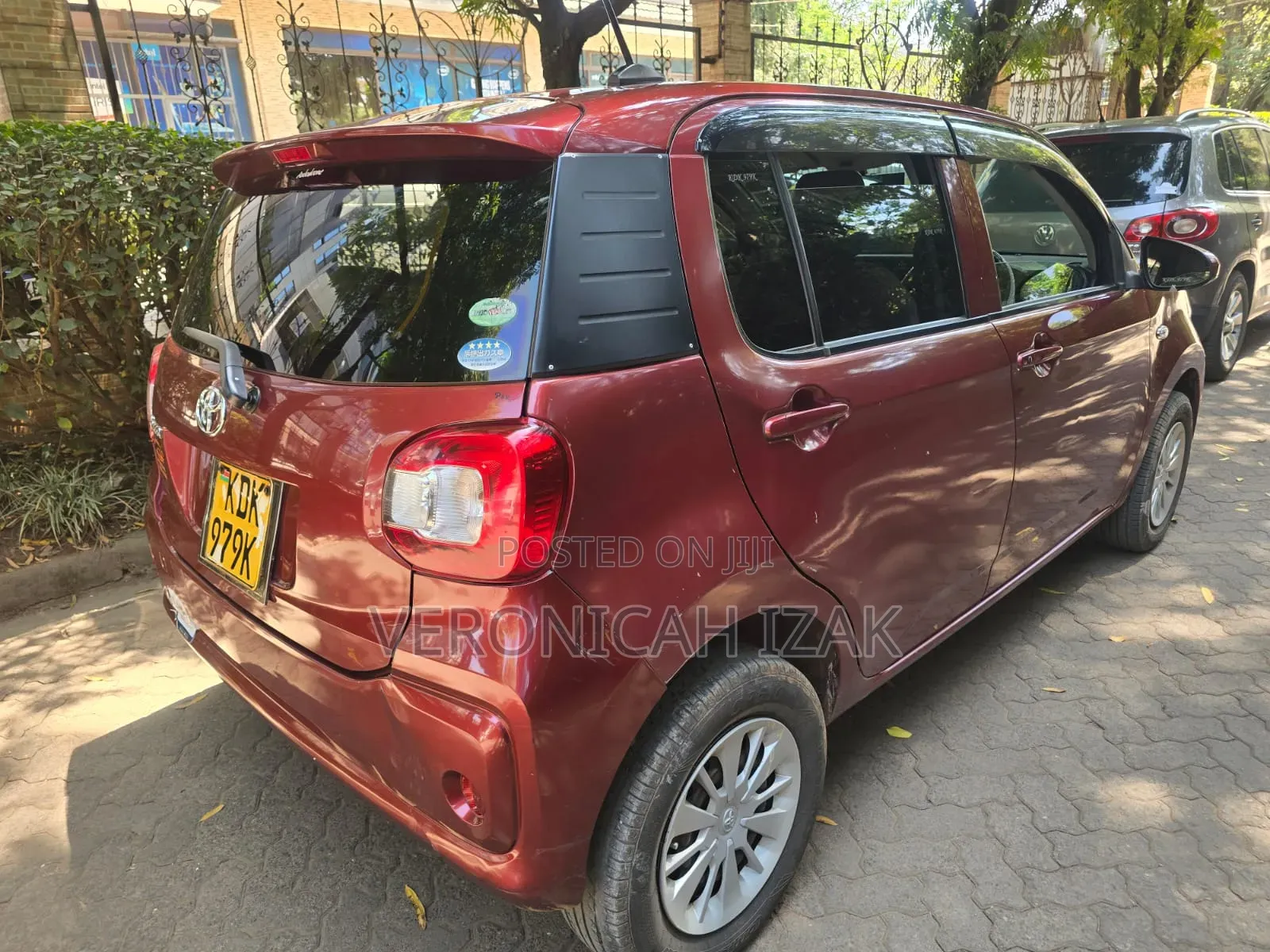 Toyota Passo 2016 Burgundy