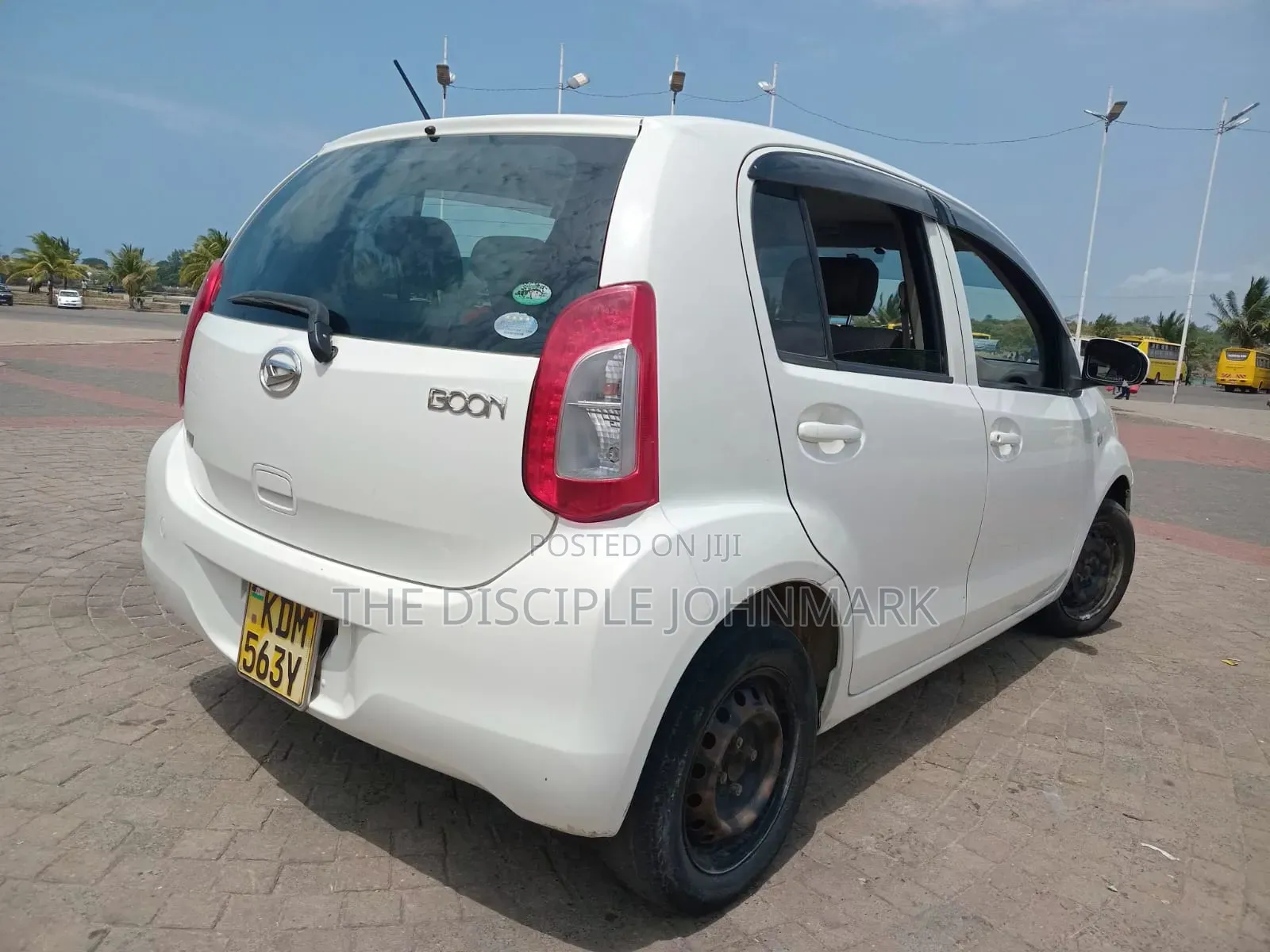 Daihatsu Boon 2016 White
