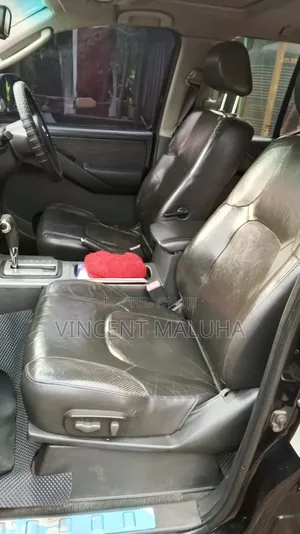 Nissan NV200 2010 Black